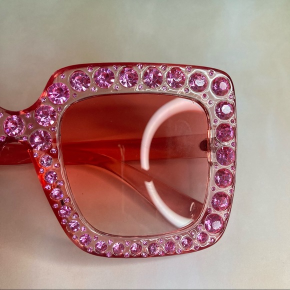 SOLD Pink glasses for summer. - Picture 6 of 6